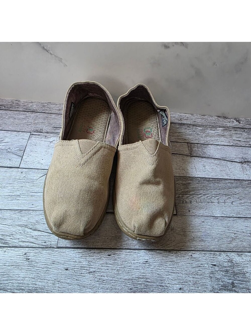 BOBS Tan Canvas Slip-On Shoes Womens Size 8 Casual Comfort Flats